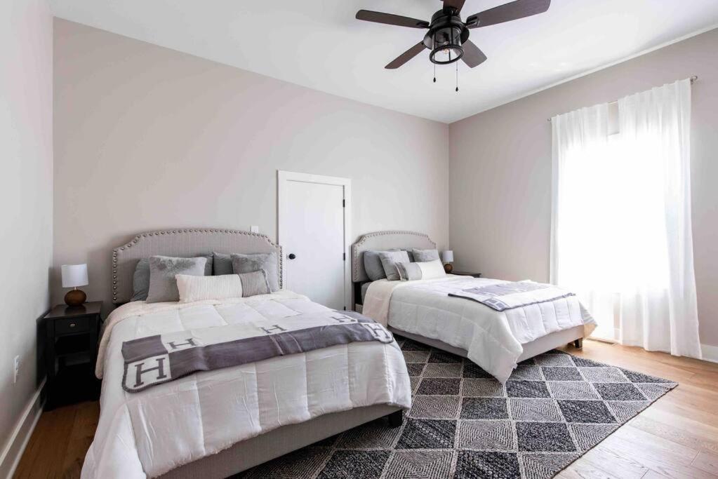 Newly Renovated 3 Bedroom Shelby Park Home **Free Parking** Louisville Exterior foto