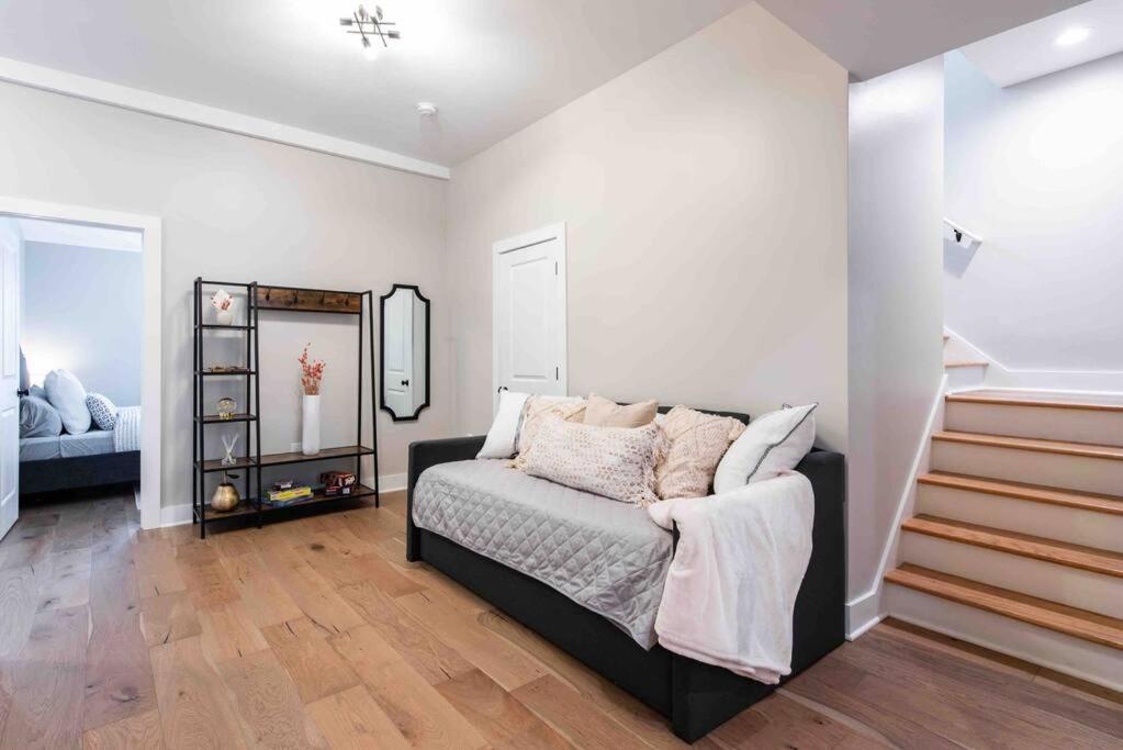 Newly Renovated 3 Bedroom Shelby Park Home **Free Parking** Louisville Exterior foto
