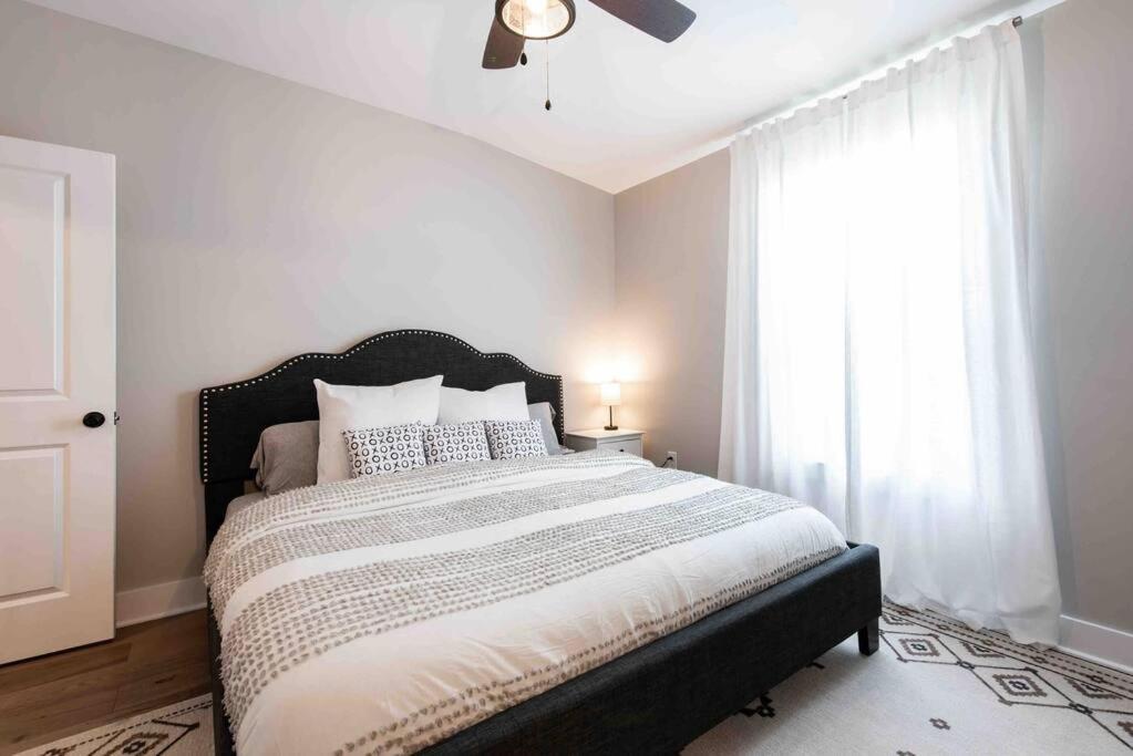 Newly Renovated 3 Bedroom Shelby Park Home **Free Parking** Louisville Exterior foto