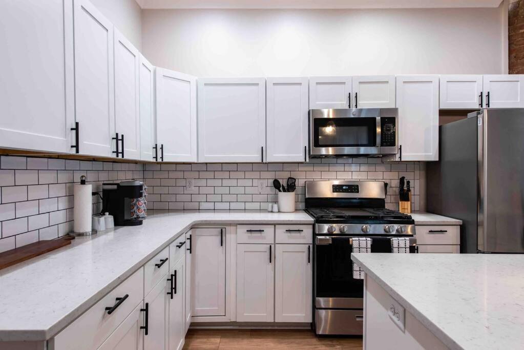 Newly Renovated 3 Bedroom Shelby Park Home **Free Parking** Louisville Exterior foto