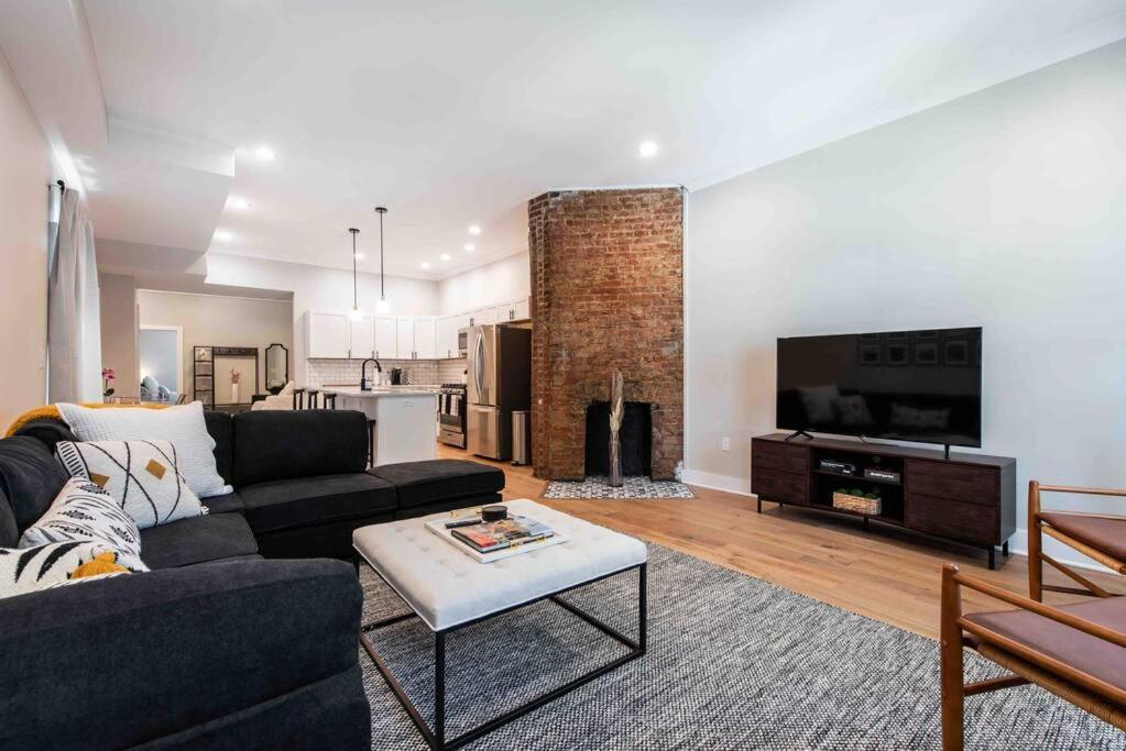 Newly Renovated 3 Bedroom Shelby Park Home **Free Parking** Louisville Exterior foto